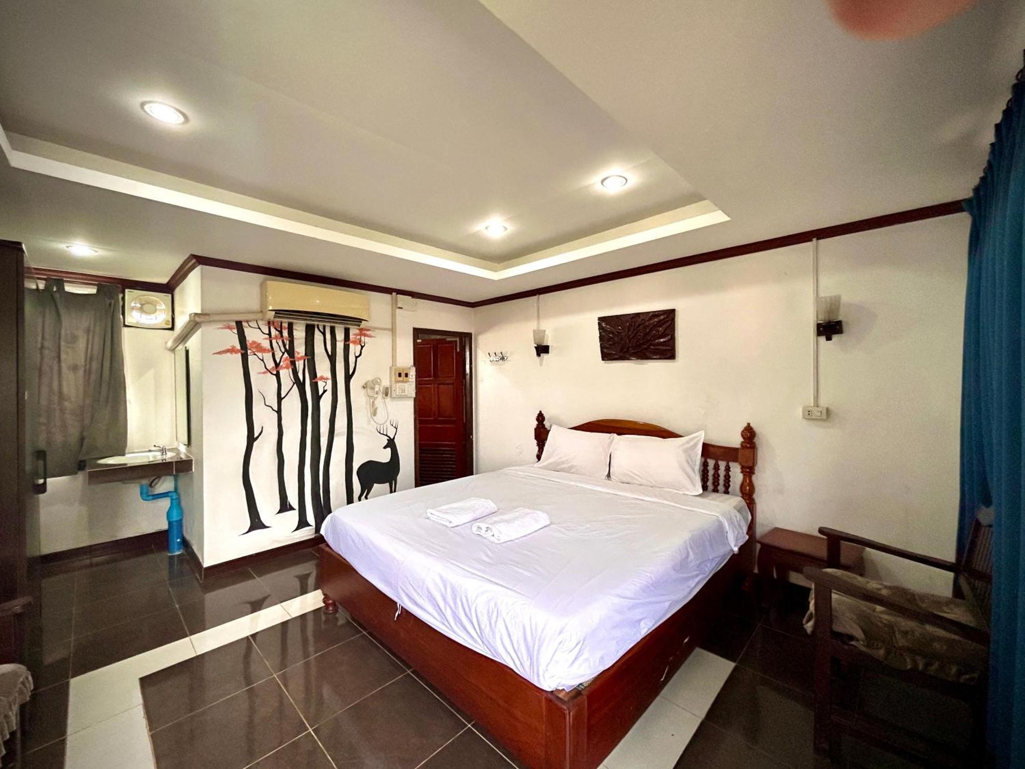 Domon Riverside Hotel Ванг-Виенг Экстерьер фото